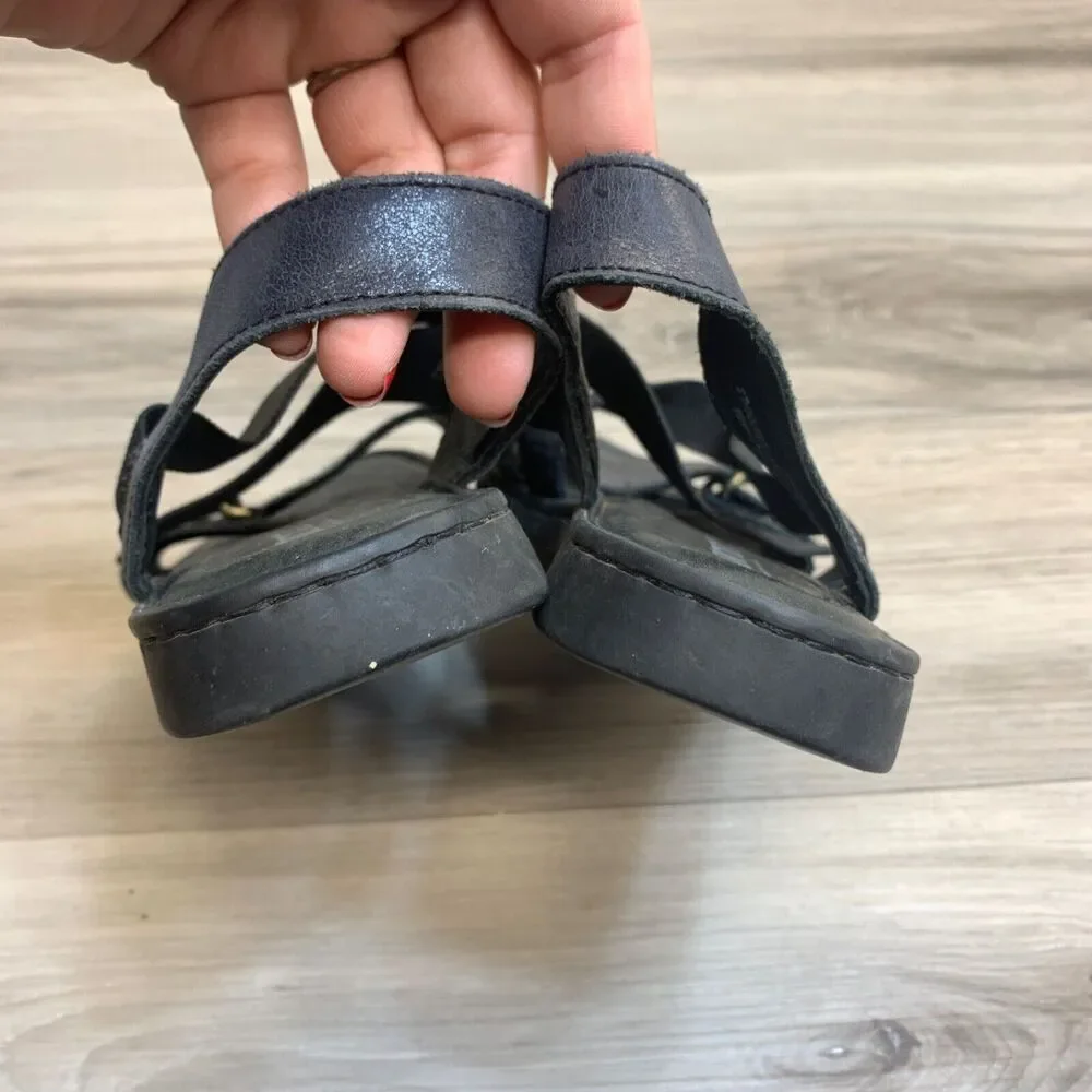 Womens Born Britton Black Navy Leather Criss Cross Strap Comfort Sandal Size 8 M